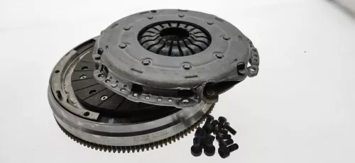 T9/ B 1.2 12V HNY HN02 EB2DTS THP TURBO/ SACHS 102294001647